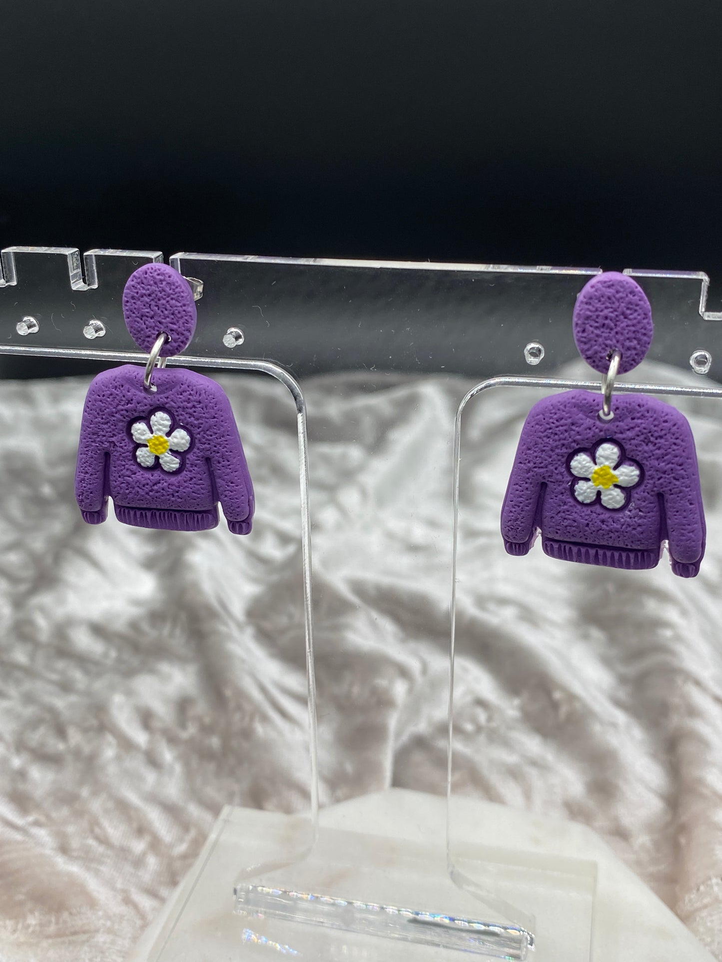 Sweater Weather Fuzzy Daisy